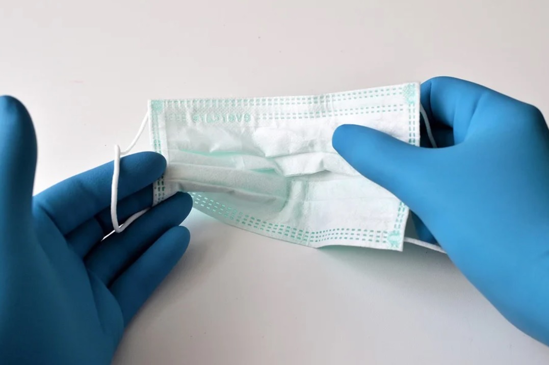 O medicamento possui indicação na bula para artrite, mas no Brasil o fármaco vem sendo indicado nas prescrições médicas como um off label para o trata