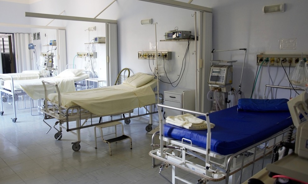 O aumento da demanda por setor público, pode encarecer os valores do produto para o setor privado.